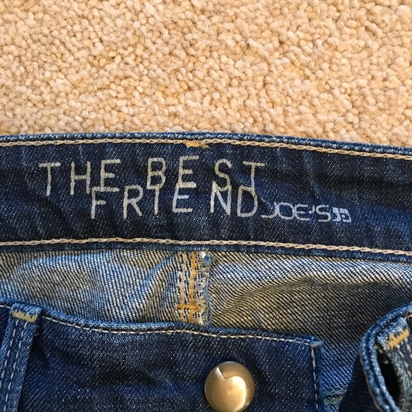 Joe’s Jeans The Best Friend Distressed High Cuffs - Picture 10 of 16